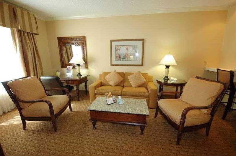 Best Western Richmond Suites H Baton Rouge Exterior photo